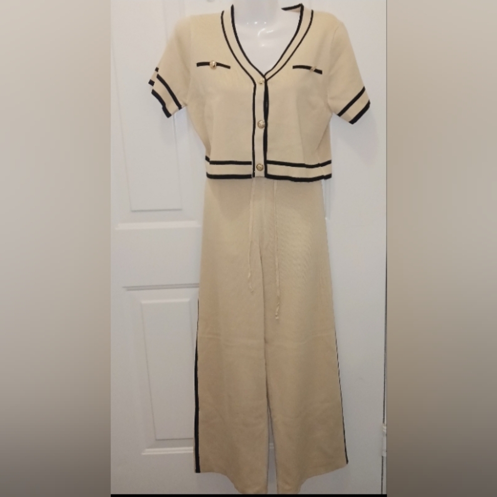 YUNA Cream & Black Sweater Knit Pantsuit Sz M